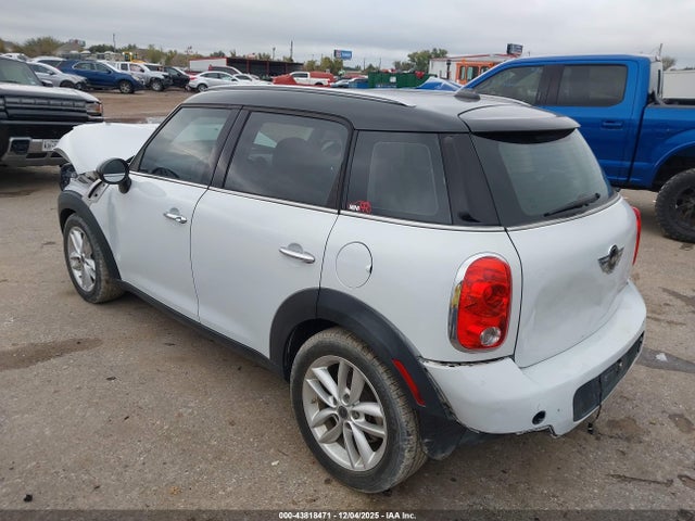2012 MINI COOPER COUNTRYMAN WMWZB3C55CWM06624 Photo 2