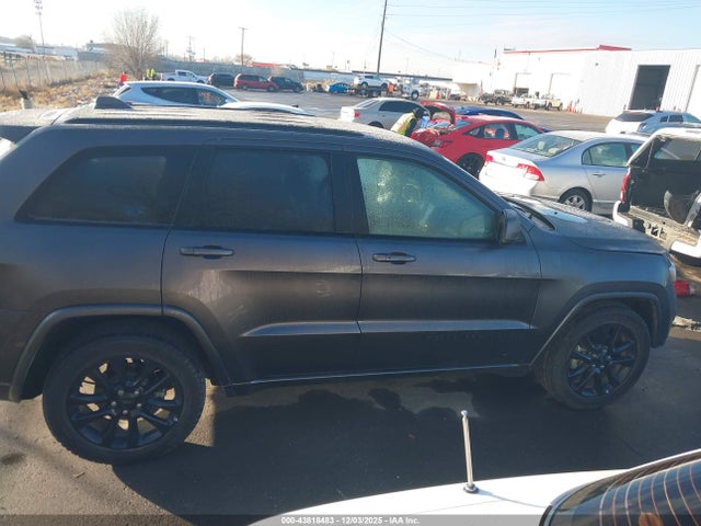 1C4RJEAG0KC630728 Jeep Grand Cherokee Altitude 4x2