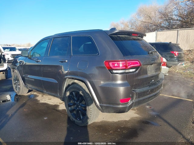 2019 JEEP GRAND CHEROKEE 1C4RJEAG0KC630728 Photo 2