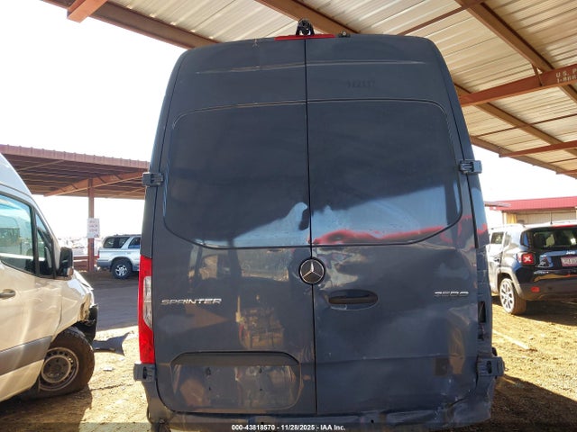 WD4PF1CD4KP133085 Mercedes-Benz Sprinter 2500 High Roof V6