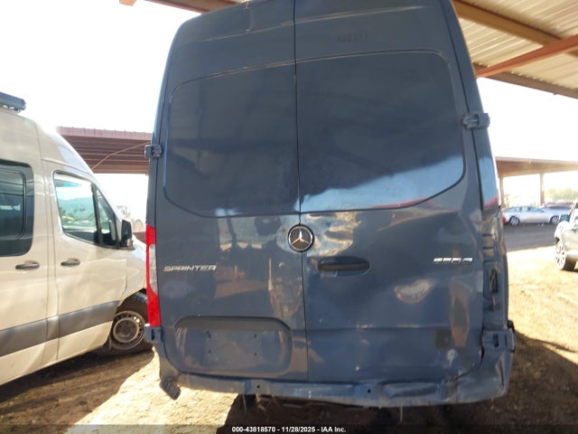 WD4PF1CD4KP133085 Mercedes-Benz Sprinter 2500 High Roof V6