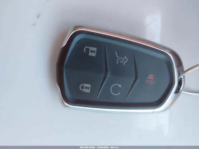 2018 CADILLAC XT5 1GYKNFRS0JZ191833 Photo 10