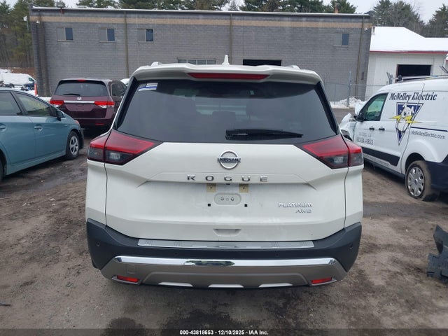 JN8AT3DD7MW305416 Nissan Rogue Platinum Intelligent Awd
