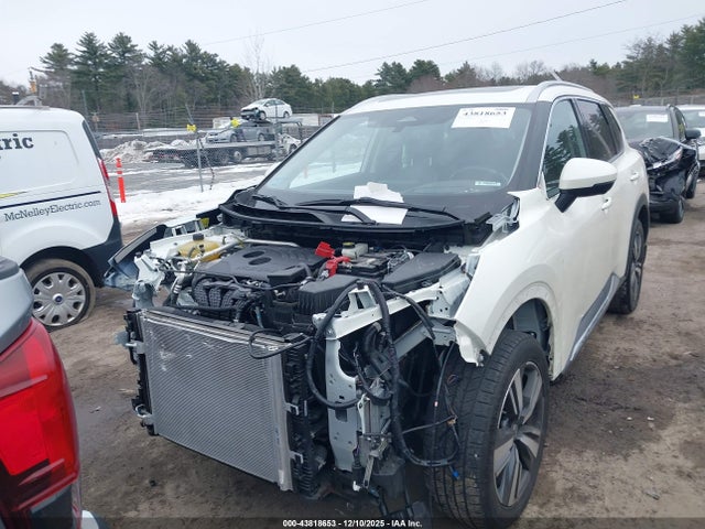 JN8AT3DD7MW305416 Nissan Rogue Platinum Intelligent Awd