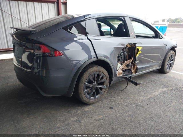 2022 TESLA MODEL X 7SAXCBE64NF332324 Photo 3