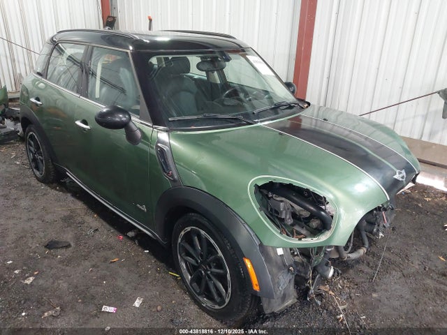 2015 MINI COUNTRYMAN WMWZC5C51FWP42963 Photo 0