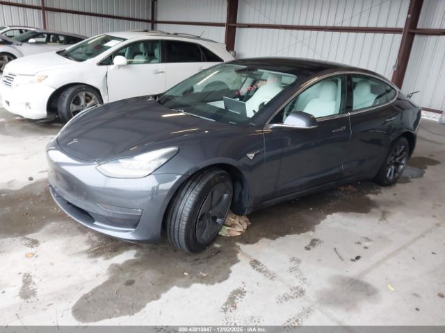 2019 TESLA MODEL 3 5YJ3E1EB8KF406725 Photo 1