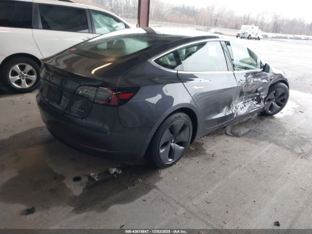 2019 TESLA MODEL 3 5YJ3E1EB8KF406725 Photo 3