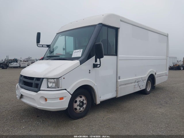 Isuzu NPR 2016 JALB4T171G7W01122 Image 2