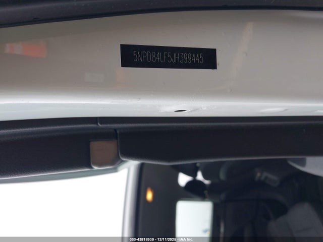 5NPD84LF5JH399445 Hyundai ELANTRA SEL