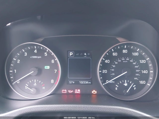 5NPD84LF5JH399445 Hyundai ELANTRA SEL
