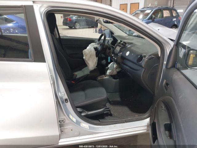 2017 MITSUBISHI MIRAGE G4 ML32F3FJ8HHF08261 Photo 4