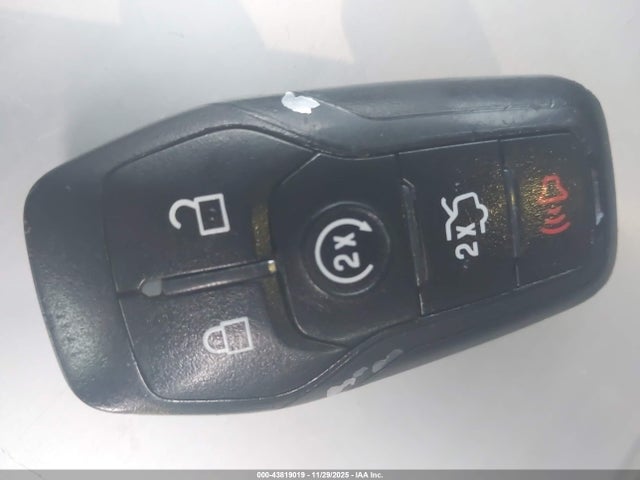 Aukcja sprzedaży 2016 Ford Fusion Energi Titanium, vin: 3FA6P0SU3GR304994, numer aukcji: 43819019
