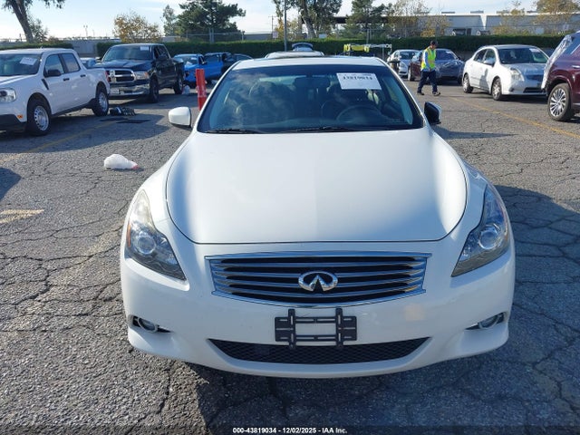 43819034 :رقم المزاد ، JN1CV6EK0EM111064 vin ، 2014 Infiniti Q60 Journey مزاد بيع