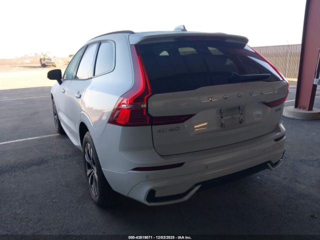 2024 VOLVO XC60 YV4L12RK7R1829629 Photo 2