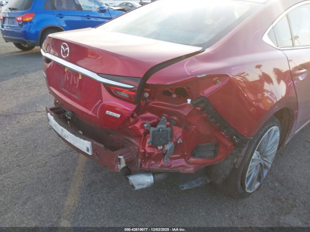 2018 MAZDA MAZDA6 JM1GL1VM9J1320582 Photo 3