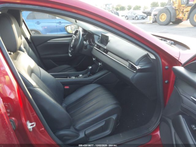 2018 MAZDA MAZDA6 JM1GL1VM9J1320582 Photo 4
