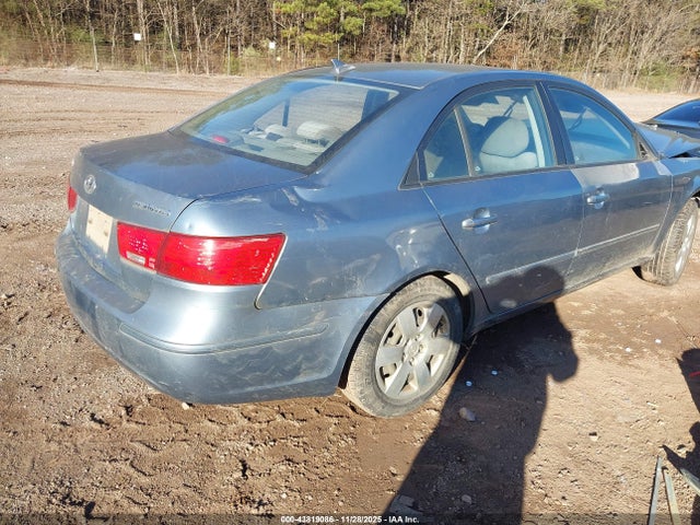 2010 HYUNDAI SONATA 5NPET4AC1AH586757 Photo 3