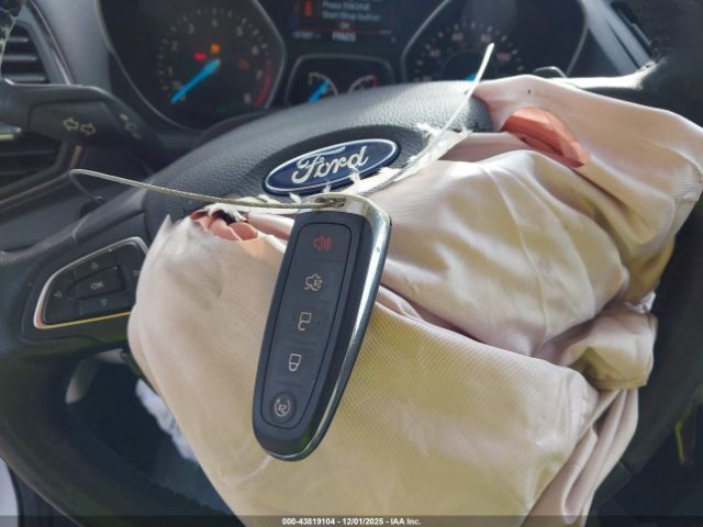 2017 FORD ESCAPE 1FMCU0J91HUC08306 Photo 10