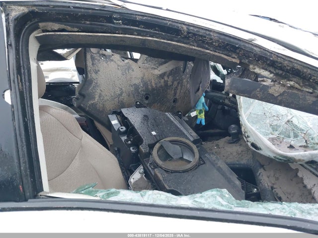 5TDZRKEC3MS010584 Toyota Sienna Limited