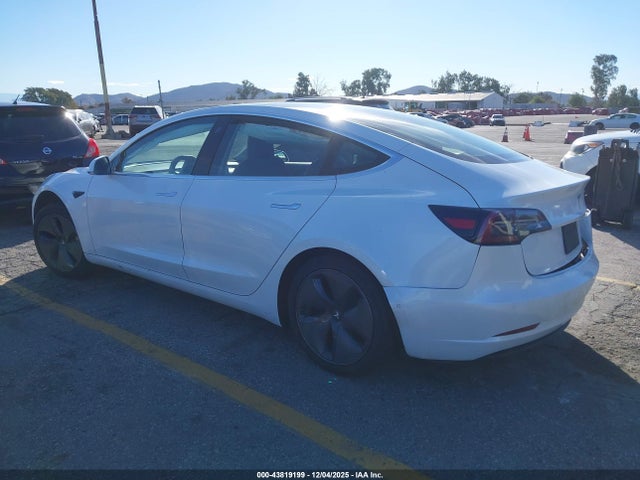 2020 TESLA MODEL 3 5YJ3E1EA0LF805833 Photo 2