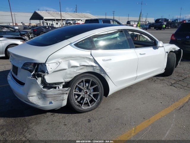 2020 TESLA MODEL 3 5YJ3E1EA0LF805833 Photo 3