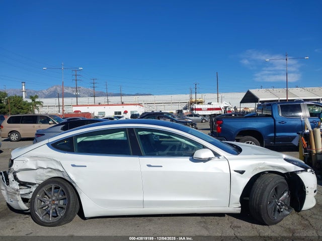 2020 TESLA MODEL 3 5YJ3E1EA0LF805833 Photo 5