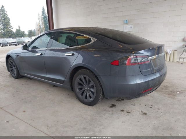 2018 TESLA MODEL S 5YJSA1E28JF247372 Photo 2