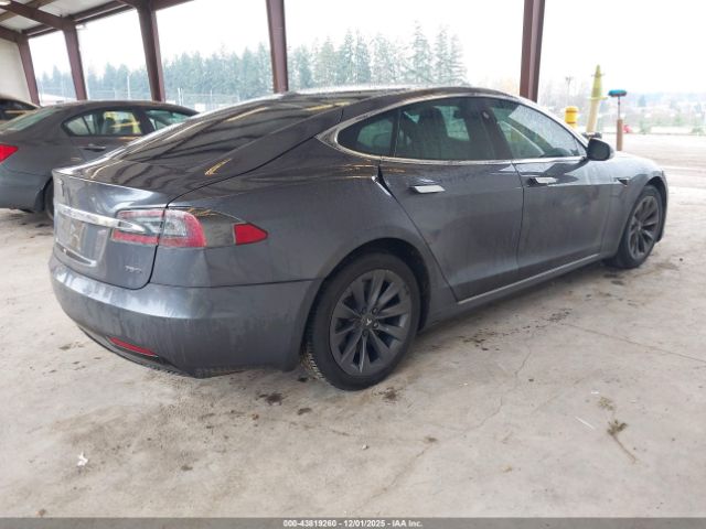 2018 TESLA MODEL S 5YJSA1E28JF247372 Photo 3
