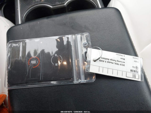 2019 TESLA MODEL 3 5YJ3E1EB6KF393599 Photo 10