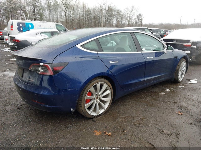 2019 TESLA MODEL 3 5YJ3E1EB6KF393599 Photo 3