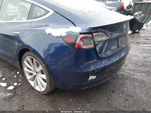 2019 TESLA MODEL 3 5YJ3E1EB6KF393599 Photo 5