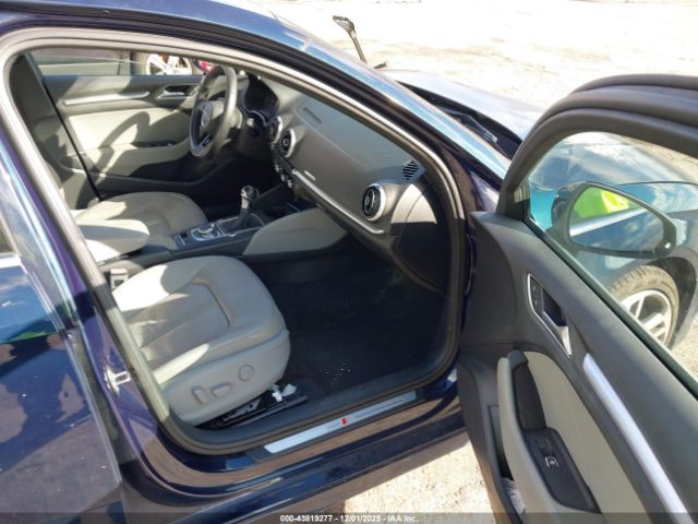 2017 AUDI A3 WAUJ8GFF9H1016833 Photo 4