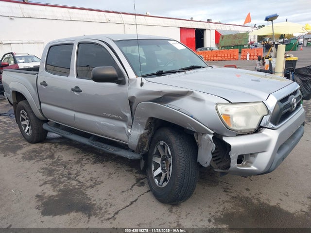 5TFJU4GN1FX067305 Toyota Tacoma Prerunner V6