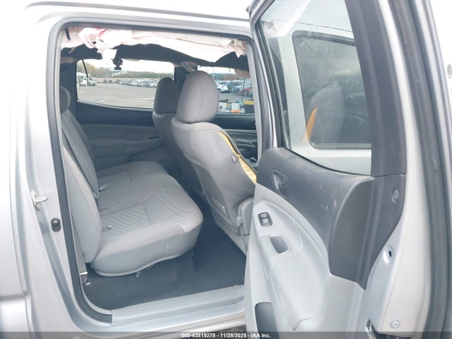 5TFJU4GN1FX067305 Toyota Tacoma Prerunner V6