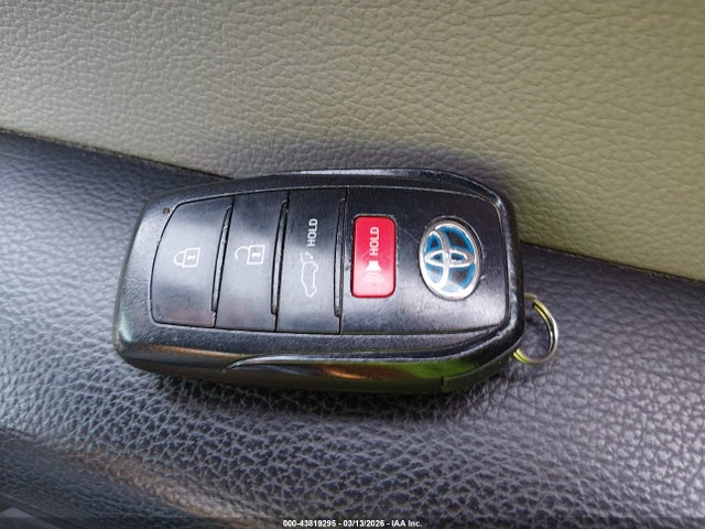 Toyota Venza Limited 2021 JTEAAAAHXMJ056535 Image 11