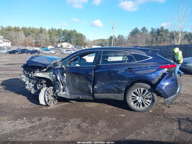 Toyota Venza Limited 2021 JTEAAAAHXMJ056535 Image 15