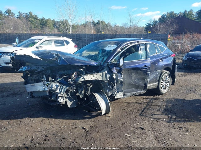Toyota Venza Limited 2021 JTEAAAAHXMJ056535 Image 2