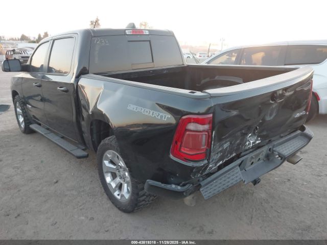 2020 RAM 1500 1C6SRFFT7LN266066 Photo 2