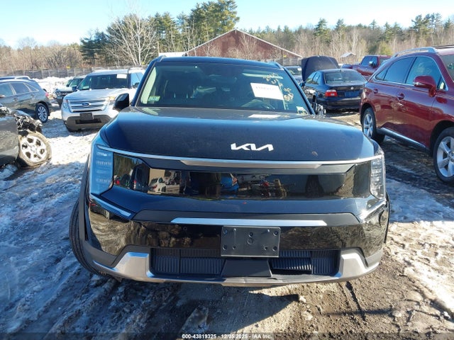KIA Ev9 Wind 2024 KNDAFFS51R6038488 Image 12