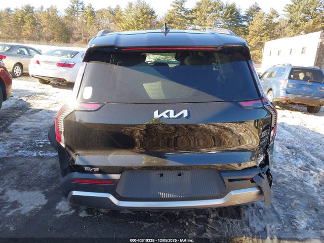 KIA Ev9 Wind 2024 KNDAFFS51R6038488 Image 16