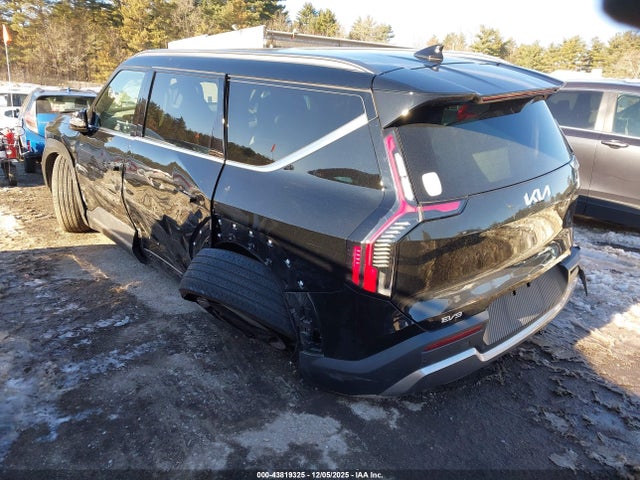 KIA Ev9 Wind 2024 KNDAFFS51R6038488 Image 3