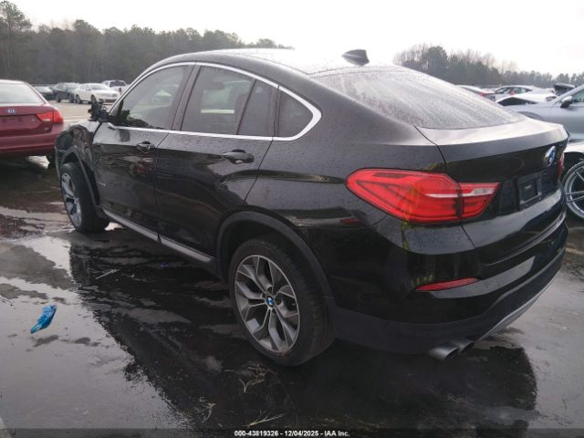 2018 BMW X4 5UXXW3C5XJ0T82477 Photo 2