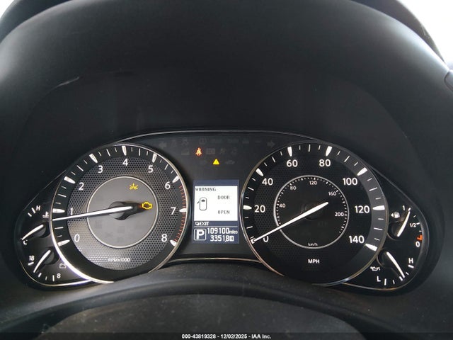 JN8AY2NF8J9330329 Nissan Armada Platinum