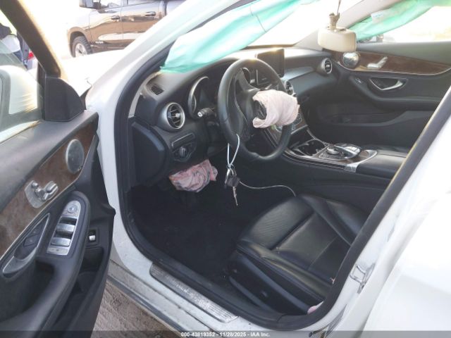 2016 MERCEDES-BENZ C 300 55SWF4JB8GU105640 Photo 4