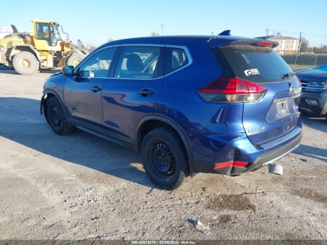 2018 NISSAN ROGUE KNMAT2MV1JP593065 Photo 2