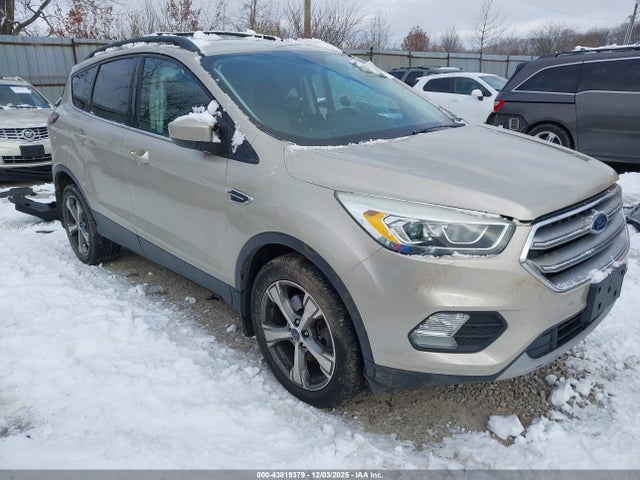 Aukcja sprzedaży 2017 Ford Escape Se, vin: 1FMCU9GD7HUC21352, numer aukcji: 43819379