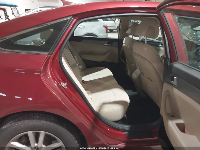 2016 Hyundai Sonata Se მანქანა იყიდება აუქციონზე, vin: 5NPE24AFXGH407136, აუქციონის ნომერი: 43819407