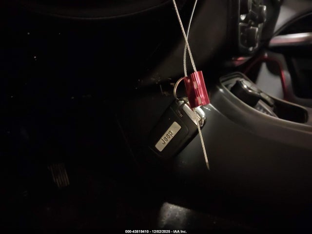 2019 JEEP COMPASS 3C4NJDDB8KT619392 Photo 10