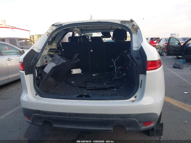 Jaguar F-pace 35t Premium 2017 SADCJ2BV2HA893457 Image 15